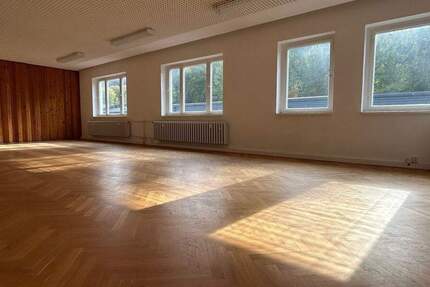 Gewerbeobjekt Niederwiesa - 230&euro; | Angebot:23191448