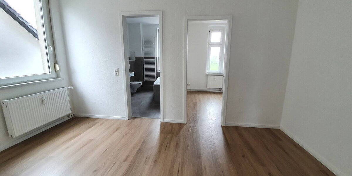 Etagenwohnung Velten Heidekrug - 2 Zimmer, 81 m&sup2;, 1.025&euro; | Angebot:26154500