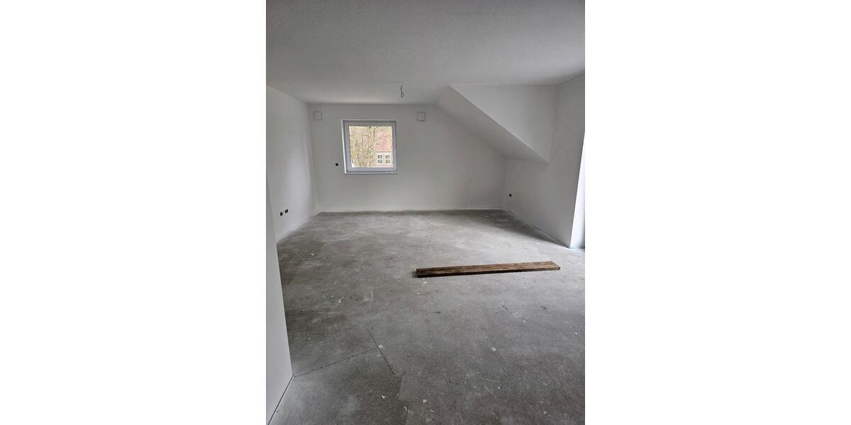 Dachgeschoßwohnung Wittmund - 3 Zimmer, 77 m&sup2;, 920&euro; | Angebot:25392854