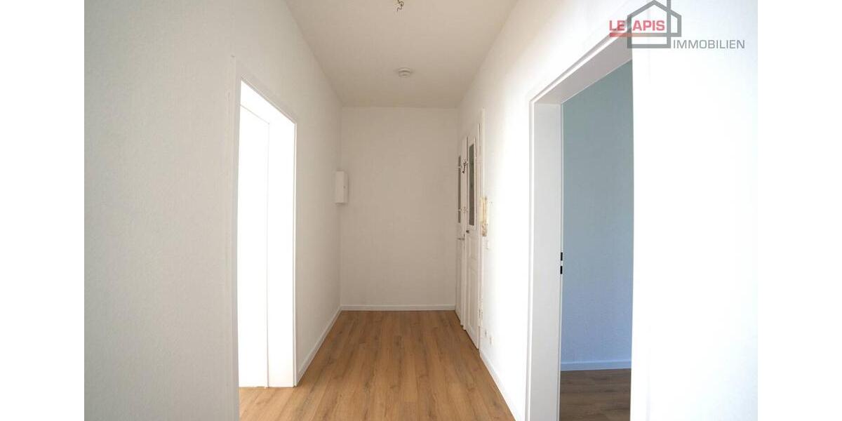 Erdgeschoßwohnung Zwenkau - 3 Zimmer, 75 m&sup2;, 600&euro; | Angebot:26233924