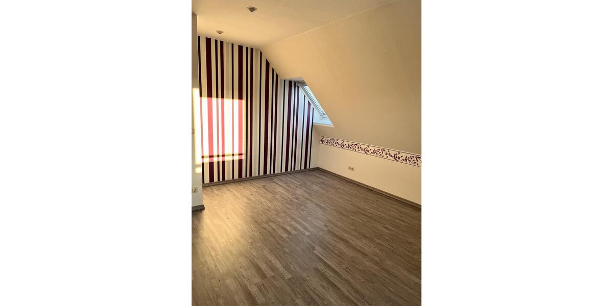 Einfamilienhaus Neukloster - 6 Zimmer, 135 m&sup2;, 1.100&euro; | Angebot:25309812