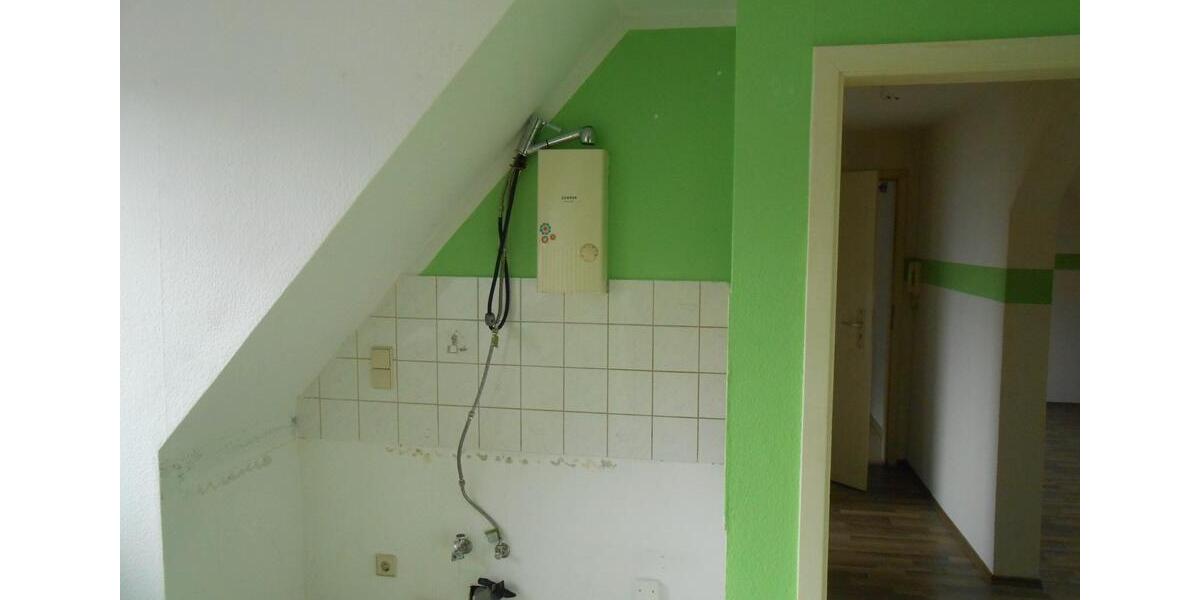 Dachgeschoßwohnung Penig - 2 Zimmer, 49 m&sup2;, 240&euro; | Angebot:26442000