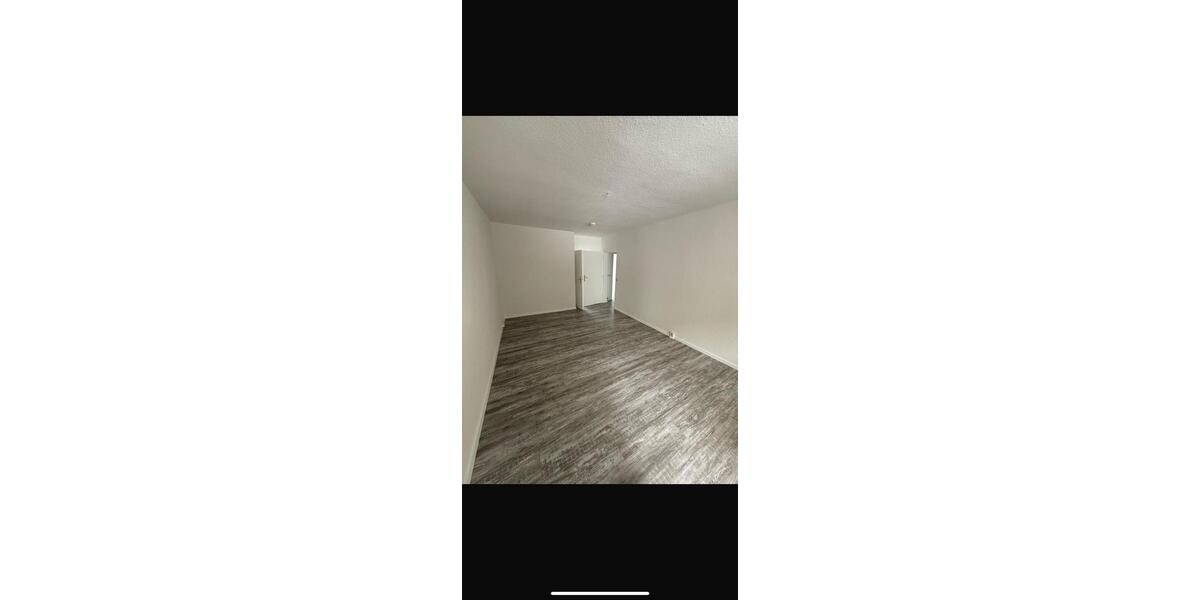 Hochparterre Lengenfeld - 3 Zimmer, 61 m&sup2;, 650&euro; | Angebot:26480552
