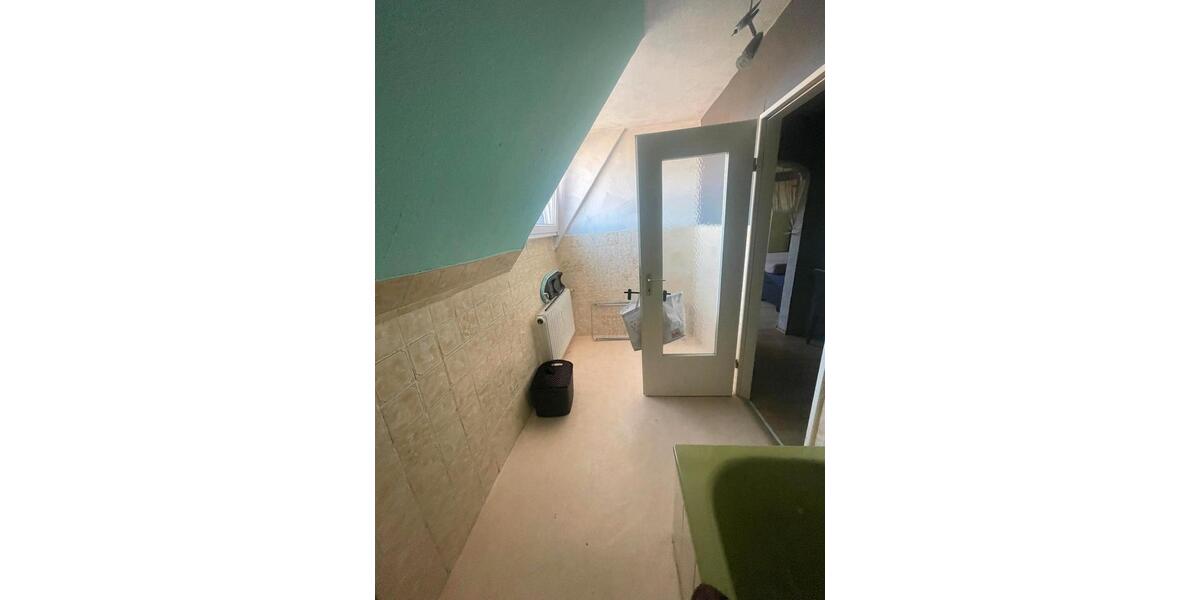 Dachgeschoßwohnung Hagen - 1 Zimmer, 37 m&sup2;, 320&euro; | Angebot:26294652