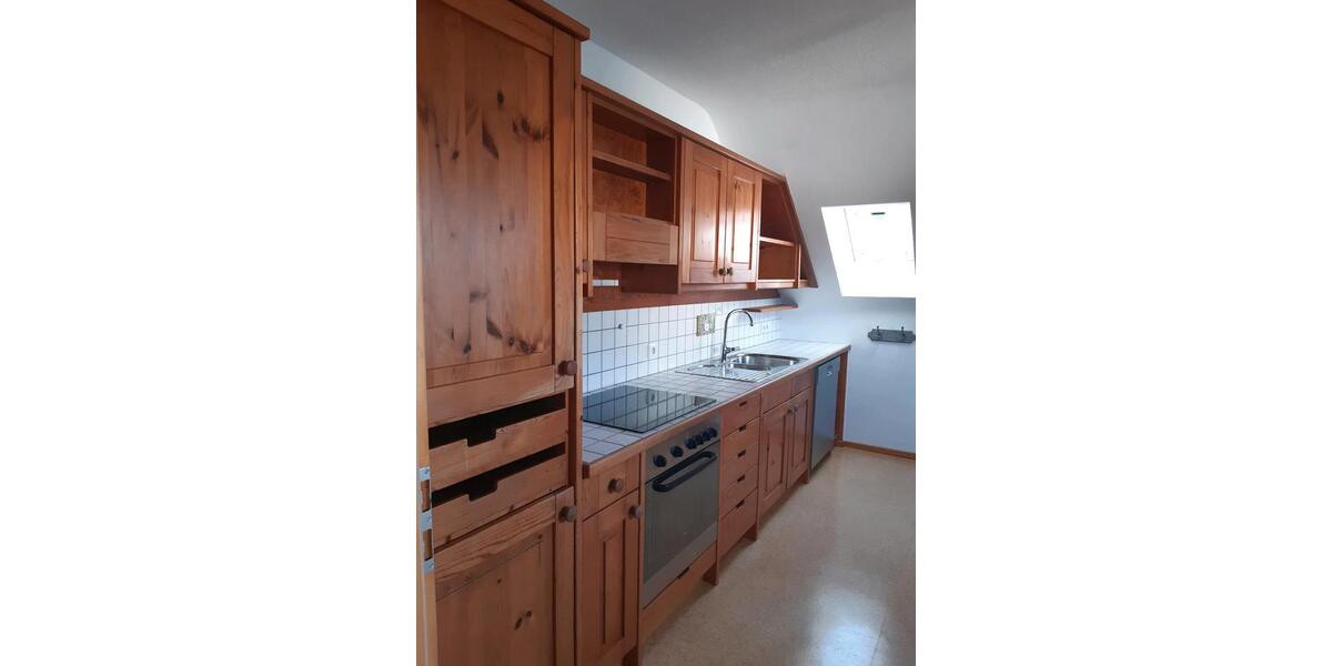 helle Wohnung in ruhiger Lage zu vermieten 2 zimmer