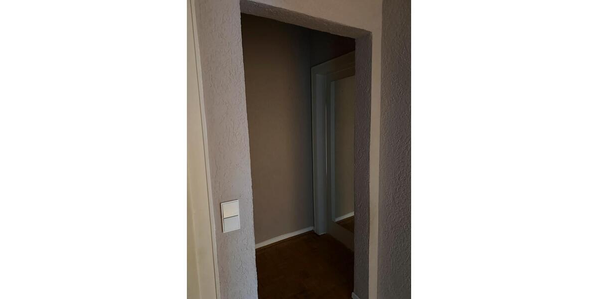Erdgeschoßwohnung Hannover Vahrenwald-List - 3.5 Zimmer, 133 m&sup2;, 1.600&euro; | Angebot:24805765