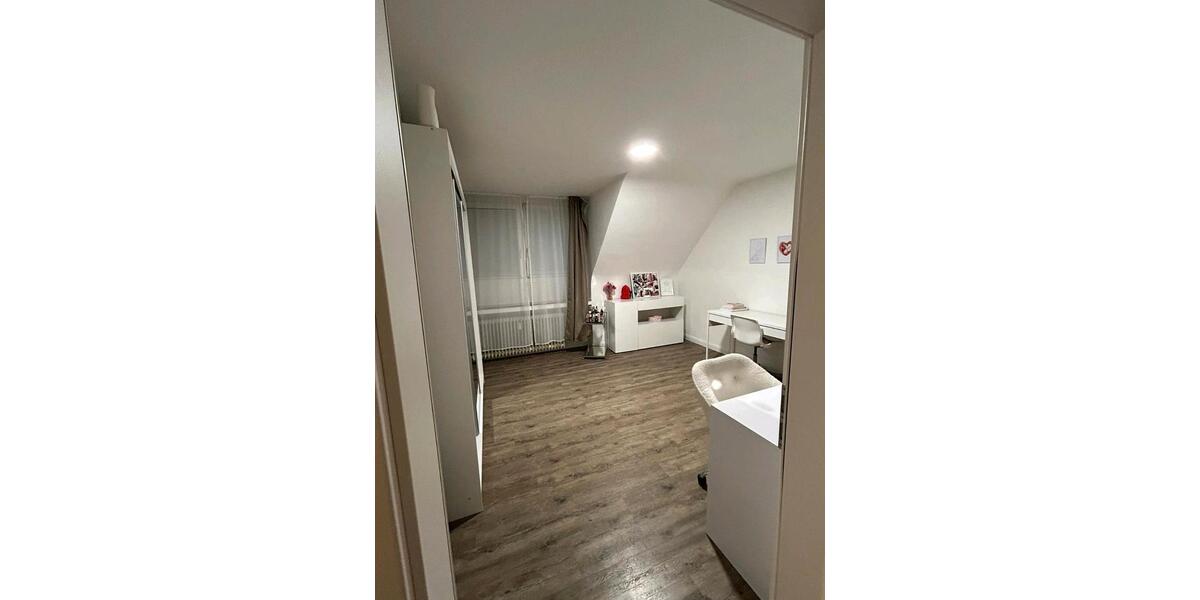 Schöne helle 3ZKDB Wohnung in Walheim ca 80 qm 3 zimmer
