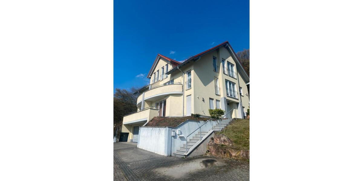 Etagenwohnung Heimbuchenthal - 5 Zimmer, 135 m&sup2;, 1.200&euro; | Angebot:26034261