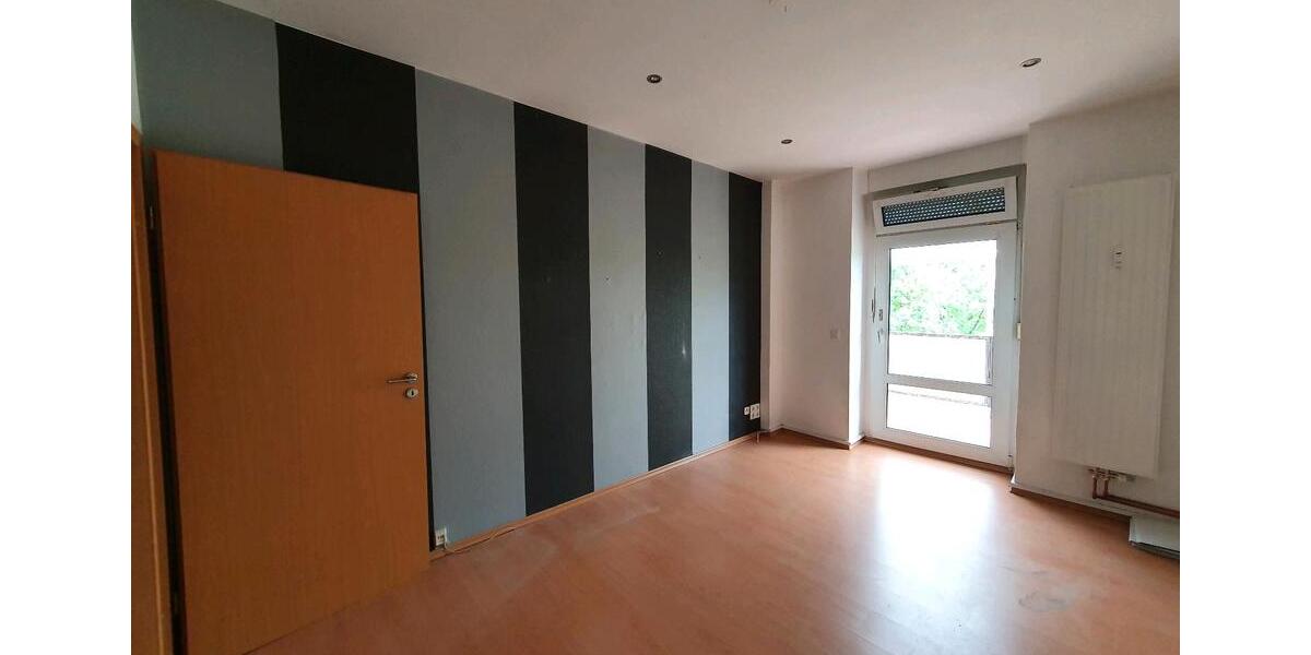 Etagenwohnung Güsten - 4.5 Zimmer, 100 m&sup2;, 570&euro; | Angebot:26068987