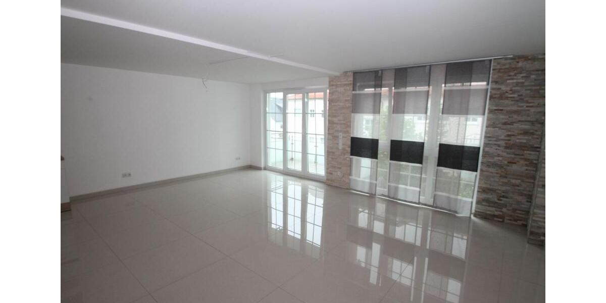 Etagenwohnung Mörfelden-Walldorf Walldorf - 2 Zimmer, 69 m&sup2;, 1.080&euro; | Angebot:26196703