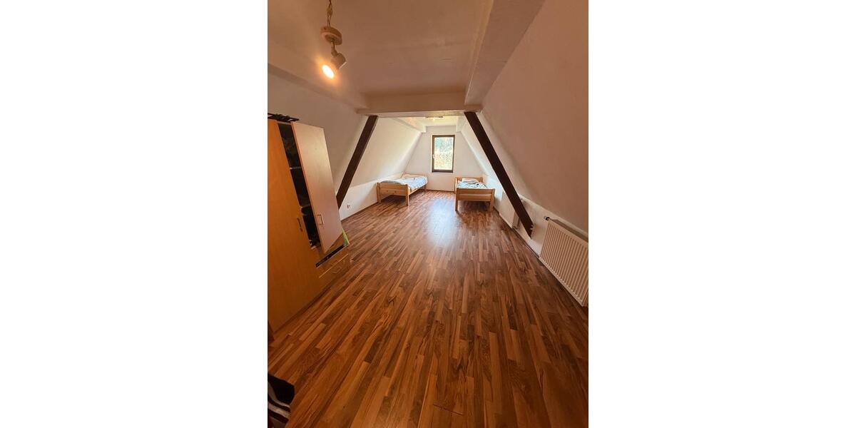Etagenwohnung Merzig - 5 Zimmer, 160 m&sup2;, 1.250&euro; | Angebot:26069167