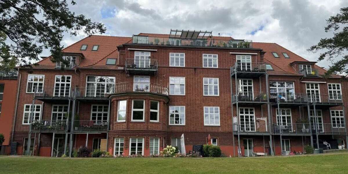Etagenwohnung Schwerin Friedrichsthal - 4 Zimmer, 137 m&sup2;, 1.370&euro; | Angebot:25882774