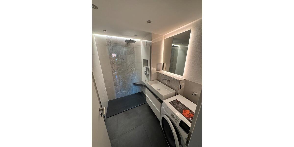 Helle 3-Zimmer-Wohnung mit Balkon und Garage in Rottendorf 3 zimmer