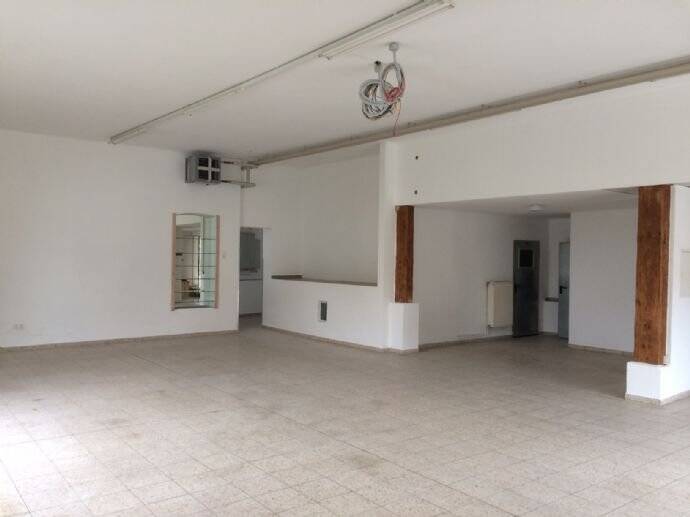 Einfamilienhaus Aurach - 750&euro; | Angebot:23866113