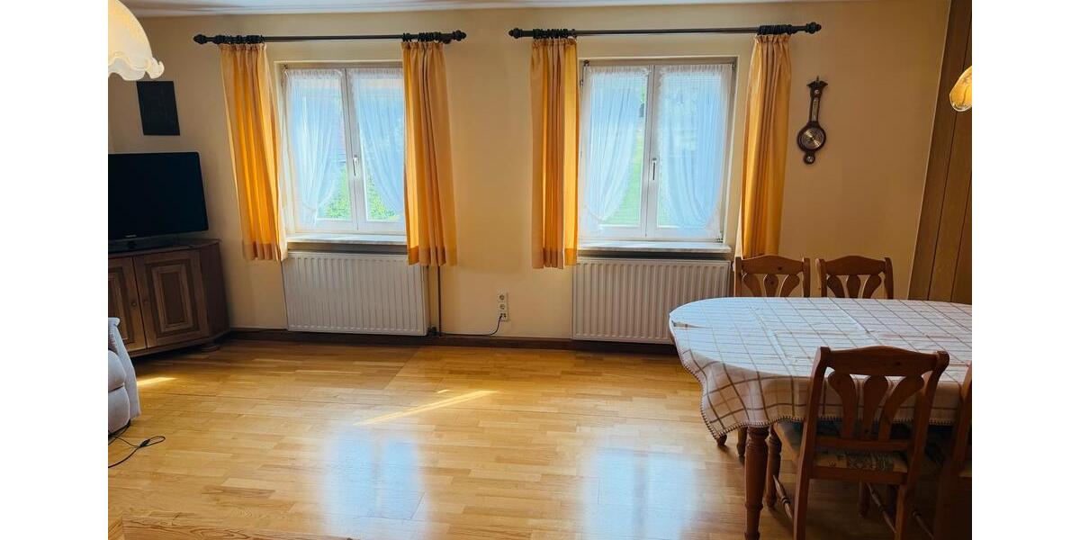 Dachgeschoßwohnung Immendingen - 3 Zimmer, 90 m&sup2;, 1.100&euro; | Angebot:26563732
