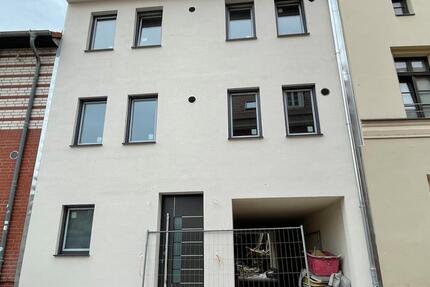 Wohnung Schwerin - 1 Zimmer, 32 m&sup2;, 500&euro; | Angebot:21813084