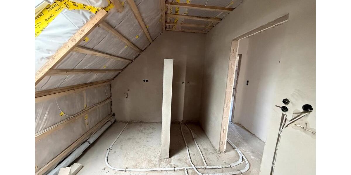 Erdgeschoßwohnung Nordhastedt - 4 Zimmer, 170 m&sup2;, 1.500&euro; | Angebot:24937947