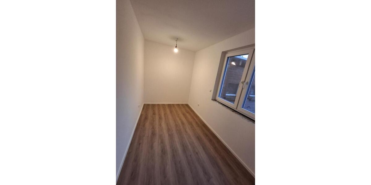 Erdgeschoßwohnung Bösel - 3 Zimmer, 100 m&sup2;, 1.000&euro; | Angebot:24702967