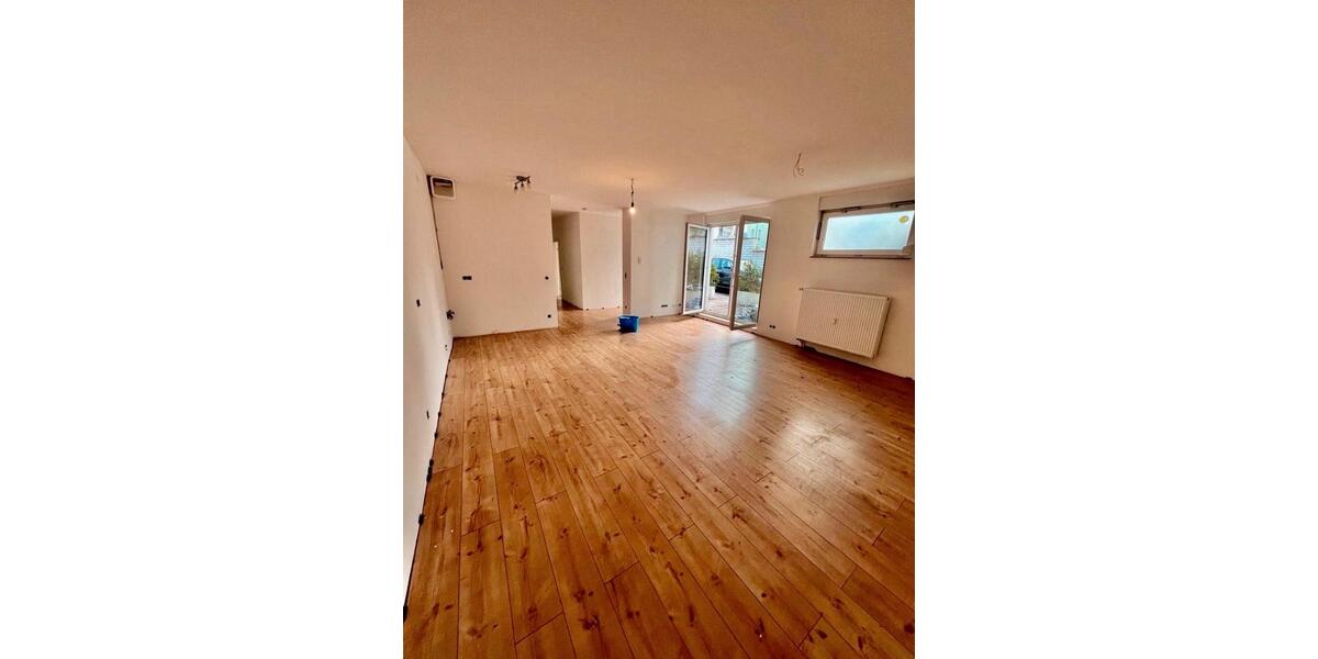 Erdgeschoßwohnung Offenbach am Main - 4 Zimmer, 105 m&sup2;, 1.350&euro; | Angebot:26121930