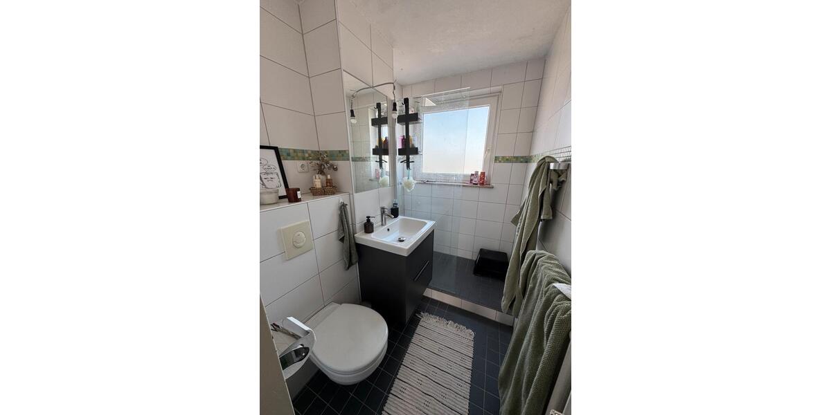 Etagenwohnung Brake (Unterweser) - 3 Zimmer, 62 m&sup2;, 730&euro; | Angebot:25404083