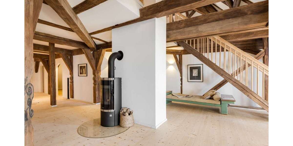 Etagenwohnung Egenhofen - 5 Zimmer, 261 m&sup2;, 3.000&euro; | Angebot:23834755