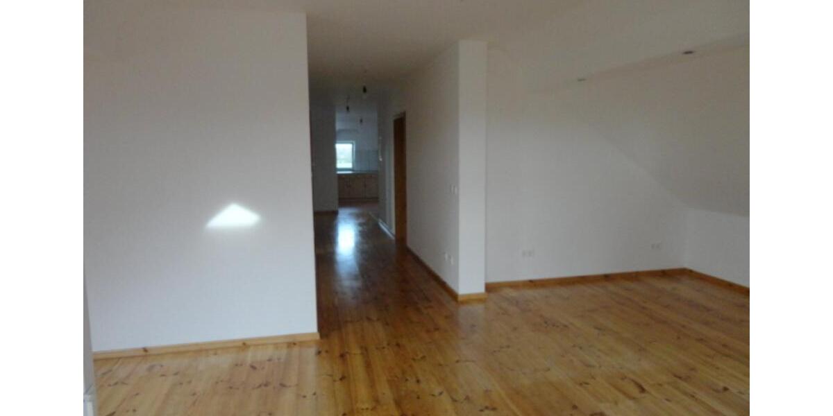 Dachgeschoßwohnung Berlin Lichtenberg - 3 Zimmer, 1.050&euro; | Angebot:23312554