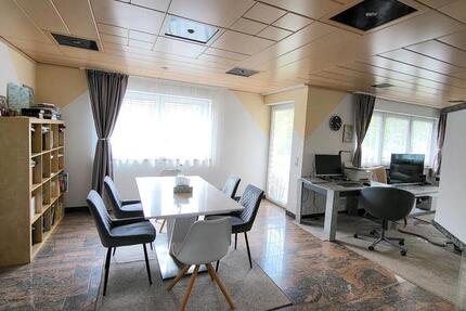 Haus Waldshut-Tiengen Tiengen - 5.5 Zimmer, 155 m&sup2;, 1.450&euro; | Angebot:26502570