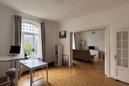 Gepflegte innenstadtnahe 3-Zi.Altbauwohnung 3 zimmer