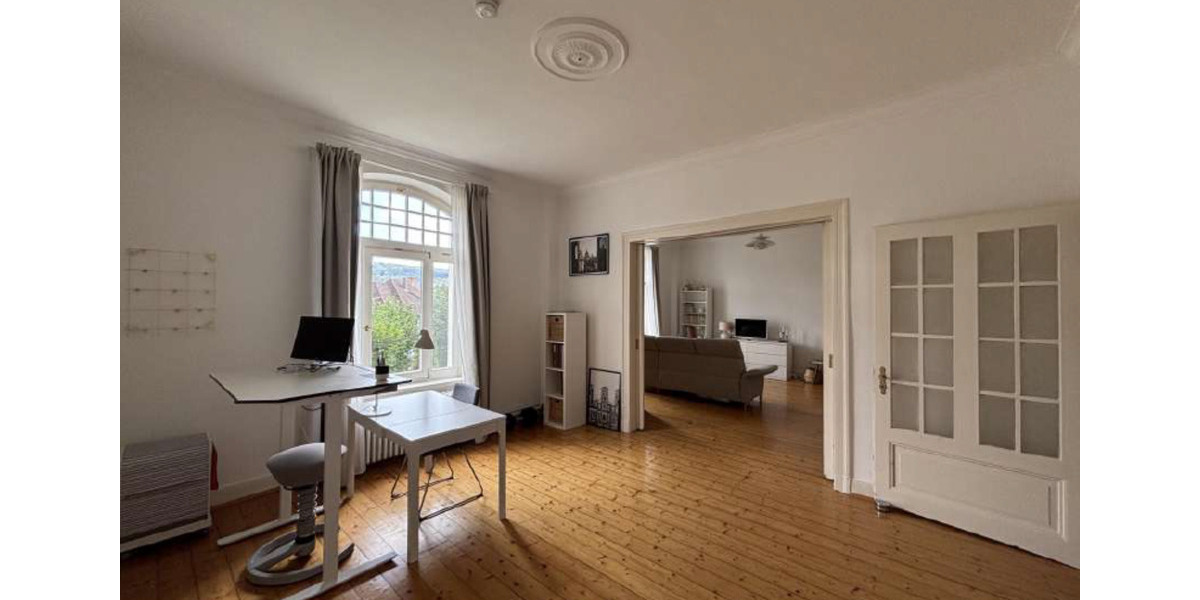 Gepflegte innenstadtnahe 3-Zi.Altbauwohnung 3 zimmer