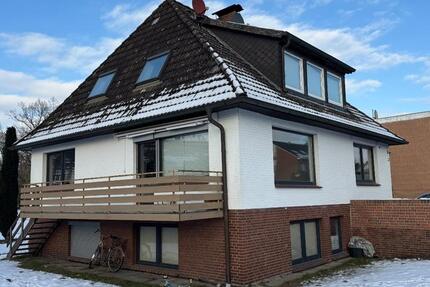 Haus Hollenstedt - 6 Zimmer, 150 m&sup2;, 2.000&euro; | Angebot:24797828
