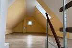 Dachgeschoßwohnung Schortens - 3 Zimmer, 98 m&sup2;, 860&euro; | Angebot:26610293