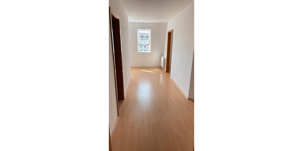 Etagenwohnung Wriezen - 1 Zimmer, 95 m&sup2;, 666&euro; | Angebot:26381816