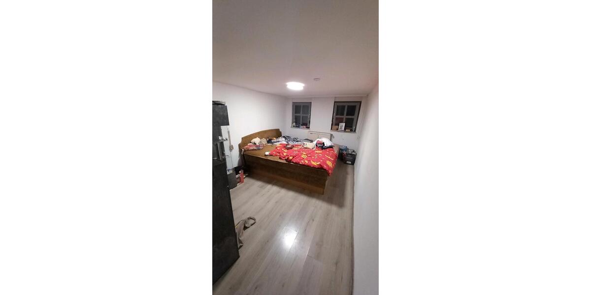 Mietwohnung WG. 200€ 1 zimmer