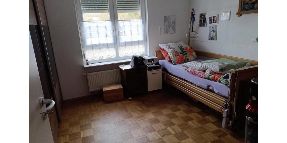 Etagenwohnung Hünfeld - 2 Zimmer, 55 m&sup2;, 660&euro; | Angebot:25887656