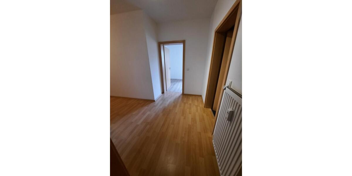 Etagenwohnung Mitterteich - 3 Zimmer, 83 m&sup2;, 590&euro; | Angebot:25823252