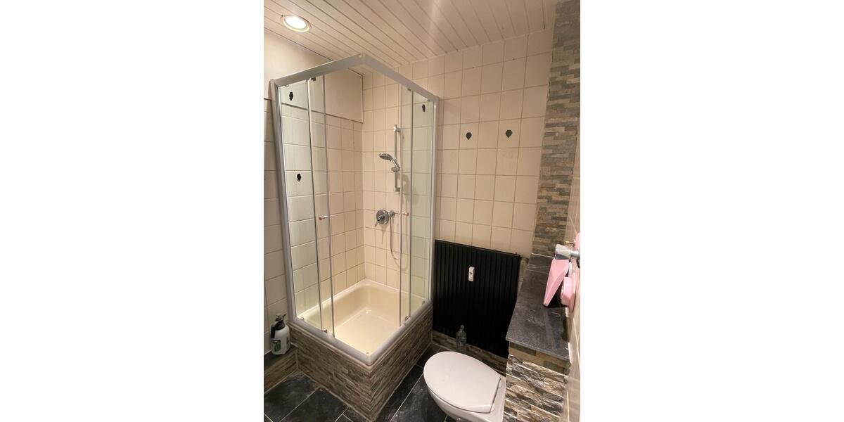 Dachgeschoßwohnung Mönchengladbach Nord - 2 Zimmer, 60 m&sup2;, 900&euro; | Angebot:26524936