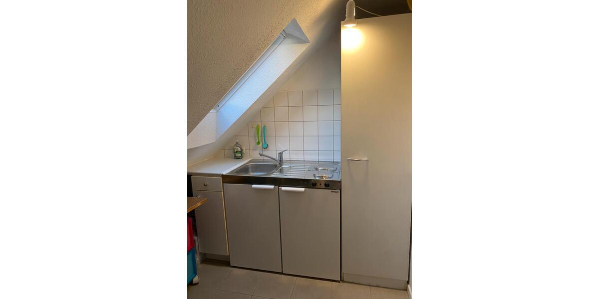 Dachgeschoßwohnung Düsseldorf Stadtbezirk 6 - 2 Zimmer, 40 m&sup2;, 540&euro; | Angebot:26014780
