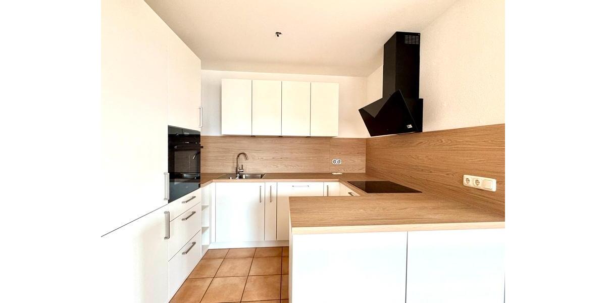 Renovierte, helle 4-ZKB-Wohnung in ruhiger Lage von Siegertsbrunn 4 zimmer