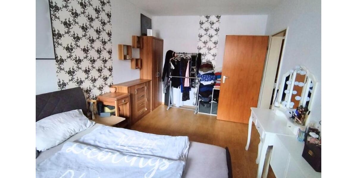 WBS!!! Zentrale 2-Zimmer-Wohnung mit Balkon in Steinheim 2 zimmer