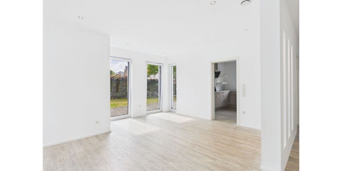 Außergewöhnliches Haus Wohnung über 2 Etagen in ruhiger Lage von Metjendorf-Oldenburg, KFW 70-ModernCarportGarten Wohnen am Rande von Oldenburg - Doppelhaushälfte Wiefelstede / Metjendorf Metjendorf | Angebot:26646278