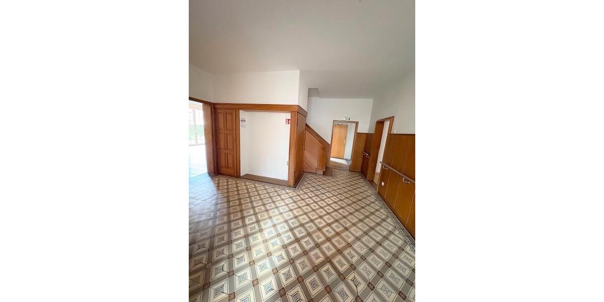 Einfamilienhaus Werlte - 9 Zimmer, 373 m&sup2;, 2.000&euro; | Angebot:23598638