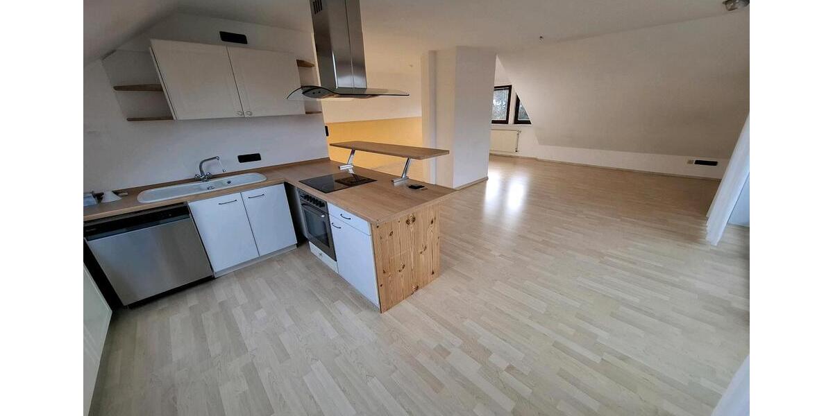 Dachgeschoßwohnung Goslar OS Hahnenklee-Bockswiese - 4 Zimmer, 91 m&sup2;, 725&euro; | Angebot:24836622