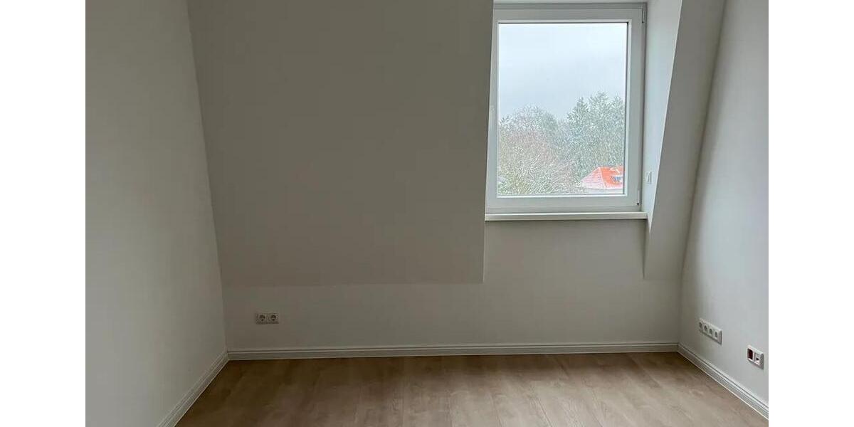 Etagenwohnung Potsdam Drewitz - 3 Zimmer, 98 m&sup2;, 1.512&euro; | Angebot:23602746