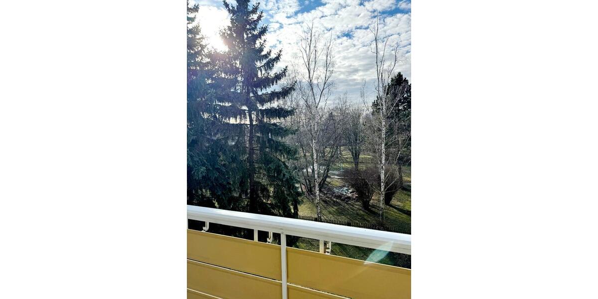 Etagenwohnung Borna - 3 Zimmer, 59 m&sup2;, 288&euro; | Angebot:24946760