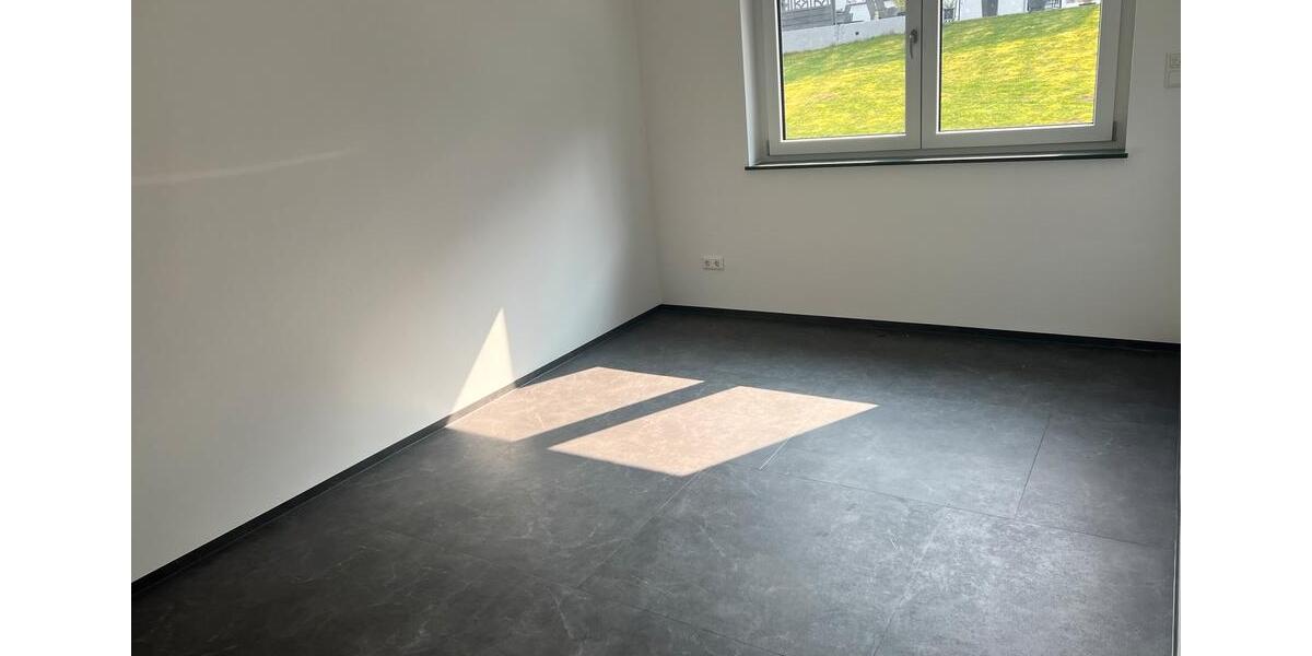 Etagenwohnung Lohr am Main - 3 Zimmer, 100 m&sup2;, 1.250&euro; | Angebot:25824628