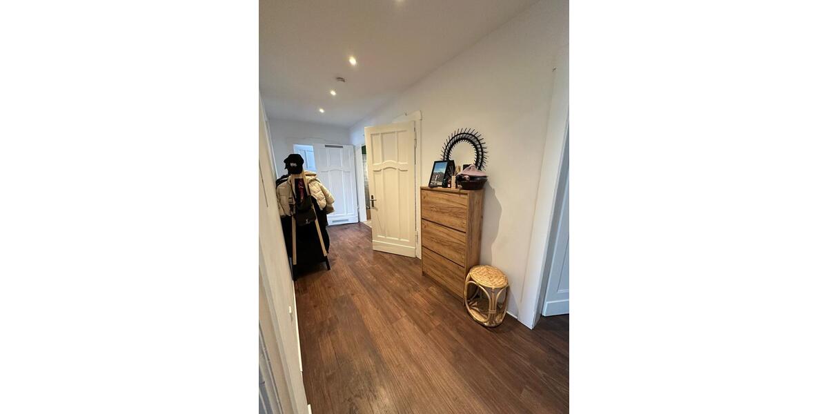 Etagenwohnung Wuppertal Elberfeld - 4 Zimmer, 120 m&sup2;, 1.100&euro; | Angebot:24772534