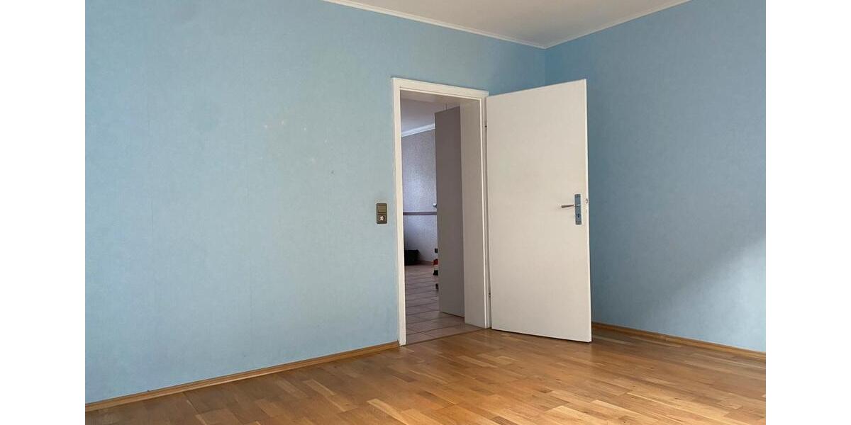 Etagenwohnung Wuppertal Arrenberg - 3 Zimmer, 100 m&sup2;, 950&euro; | Angebot:26700857