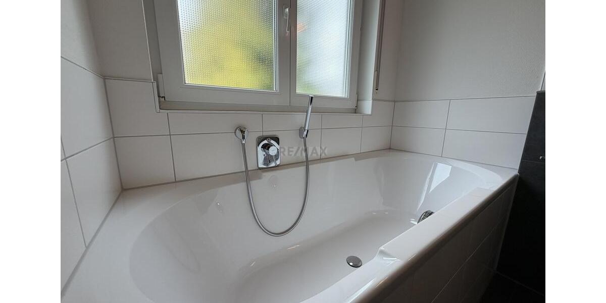 Etagenwohnung Göppingen - 3 Zimmer, 88 m&sup2;, 990&euro; | Angebot:26591795