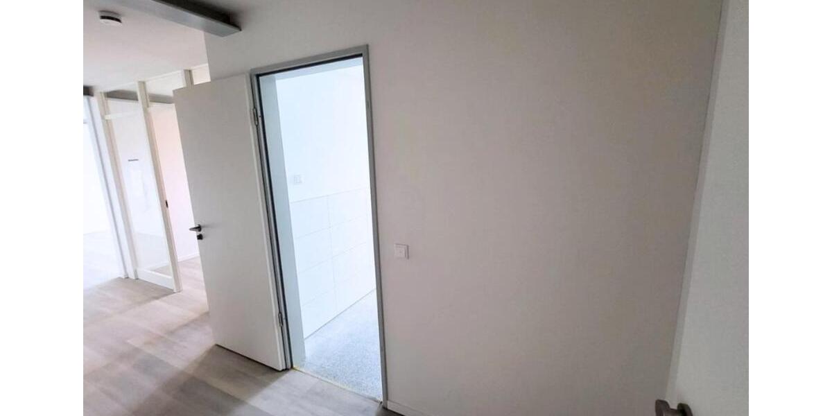 Dachgeschoßwohnung Steinheim - 2 Zimmer, 70 m&sup2;, 695&euro; | Angebot:25900425