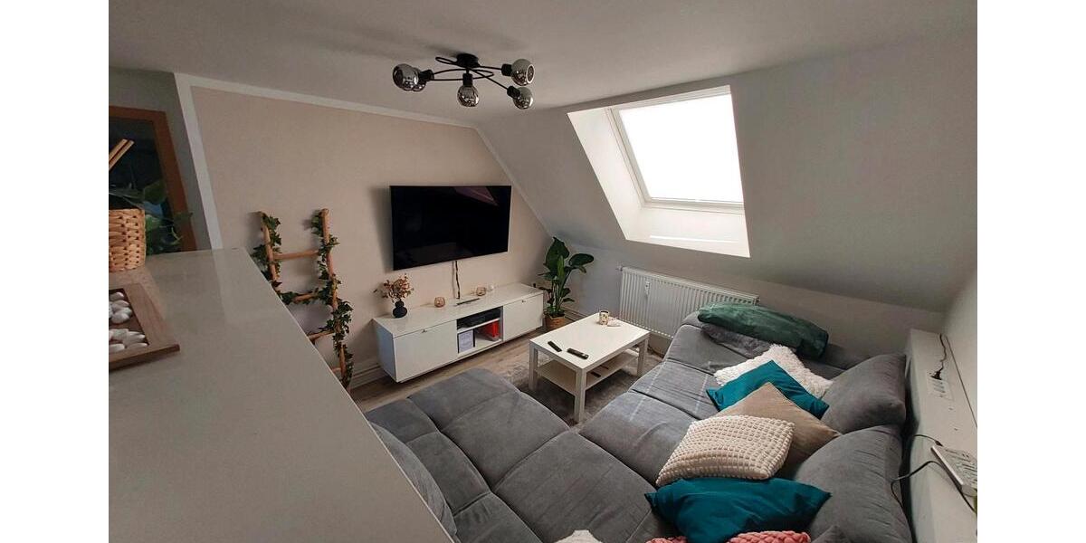 Dachgeschoßwohnung Nordenham - 2 Zimmer, 60 m&sup2;, 600&euro; | Angebot:26705854